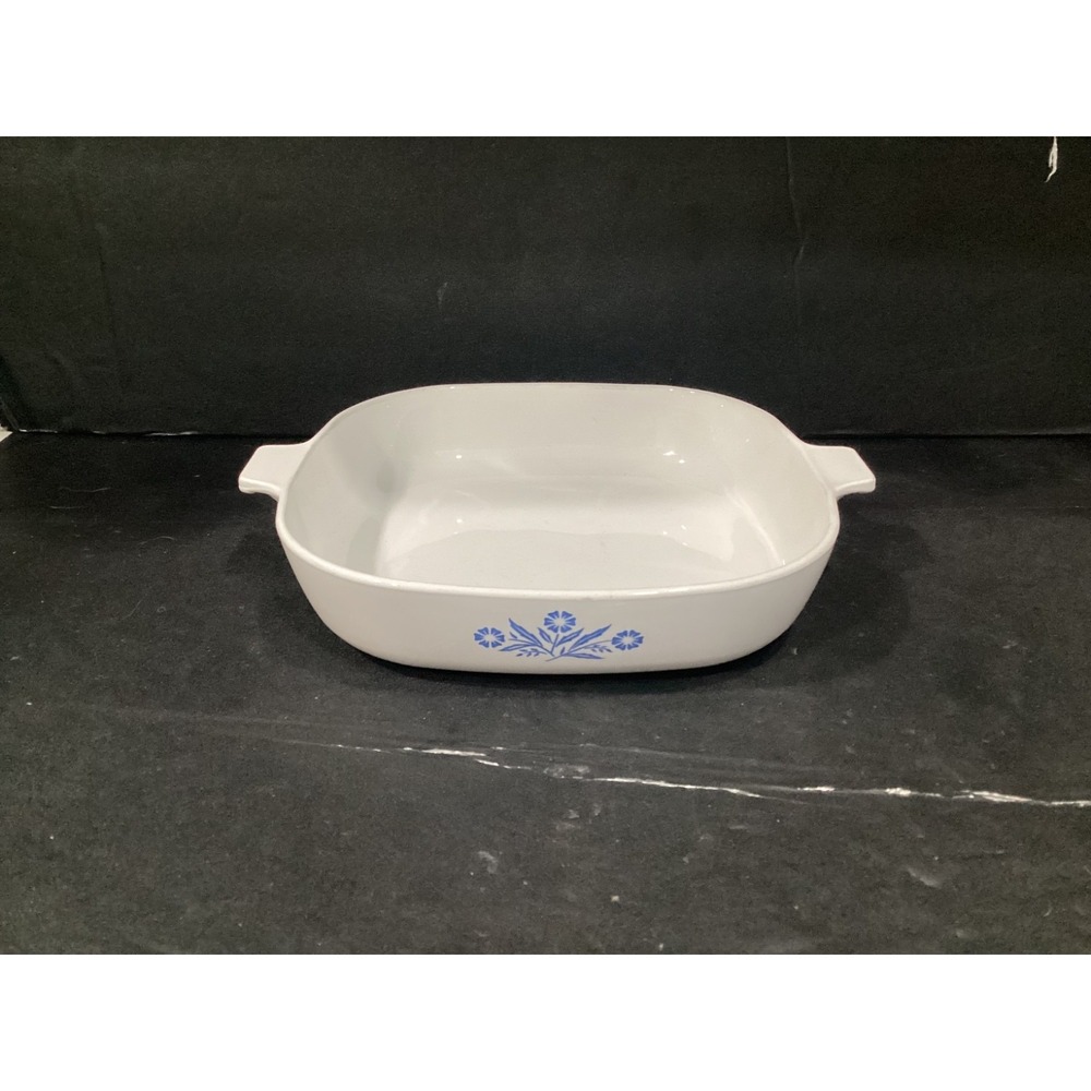 Vintage Pyrex Corning Ware Blue Cornflower Dish 10" P-10-B  USA Made